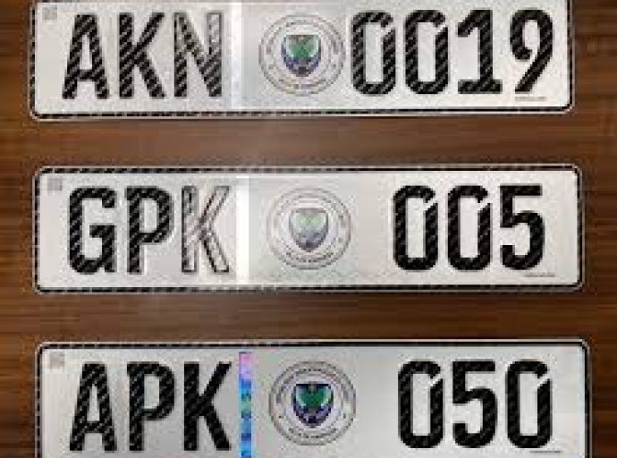 RDC : Clarification au sujet de la nouvelle plaque d'immatriculation